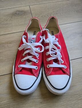 Converse CTAS Low Top Red Sneakers Size Womens 8 Mens 6